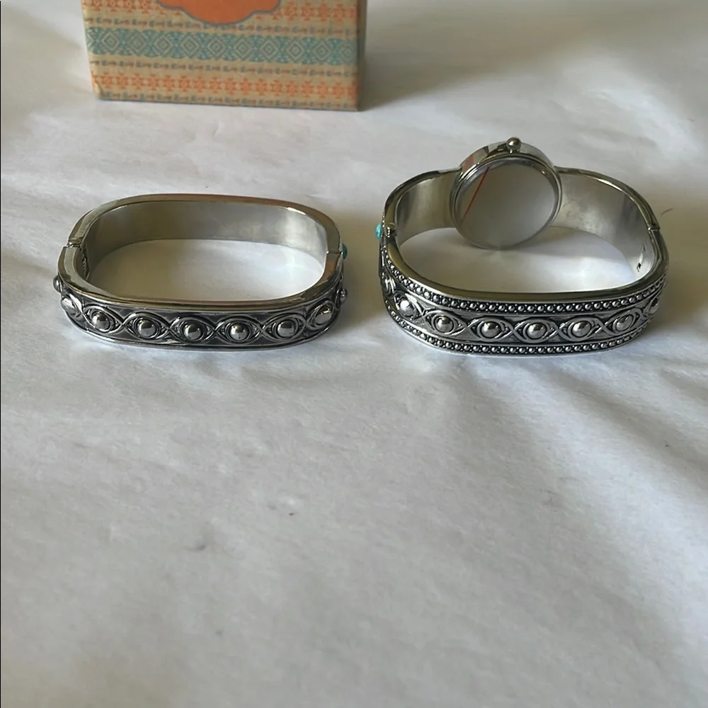 Stylish‎ Silver Watch and Bangle Set